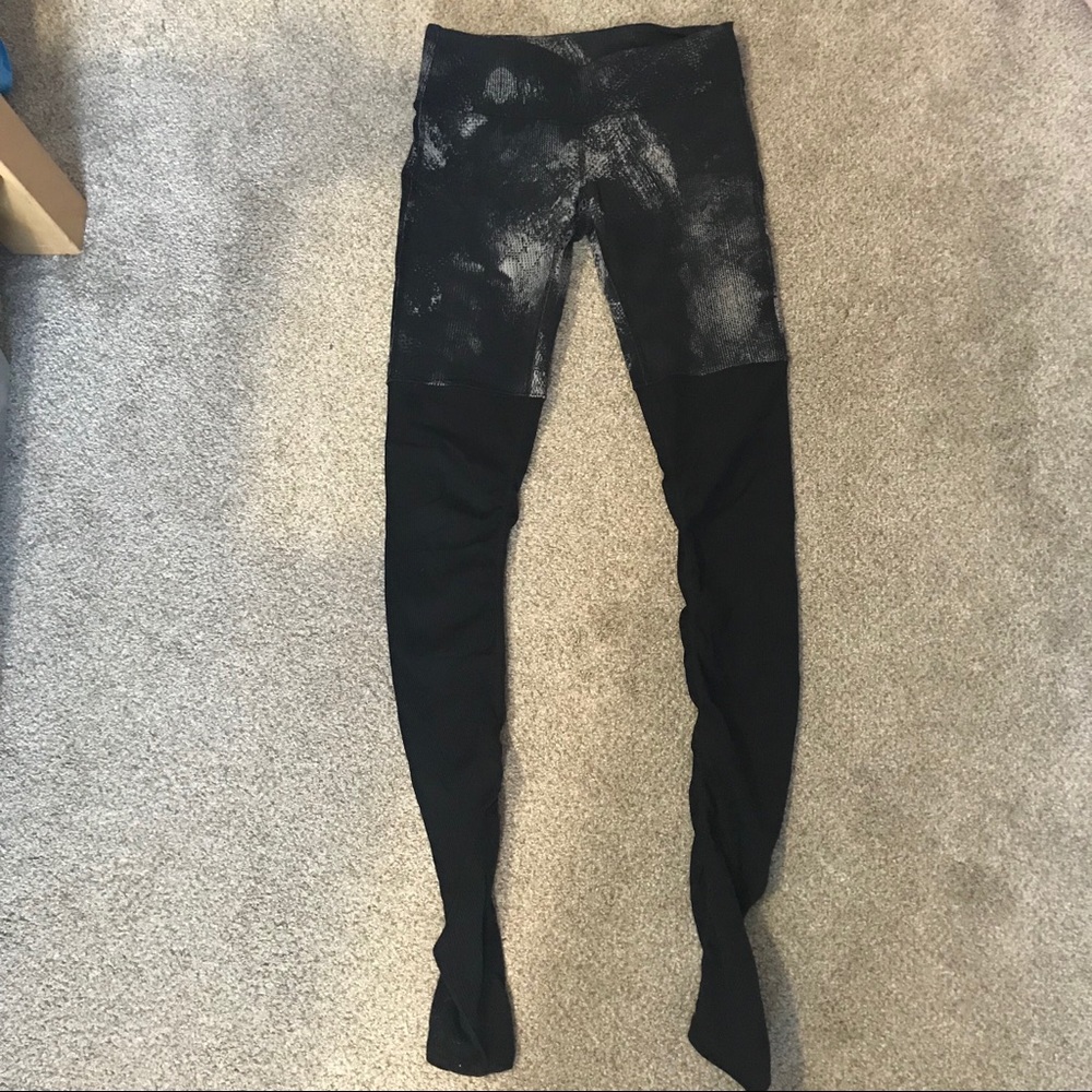 Alo Goddess leggings size small